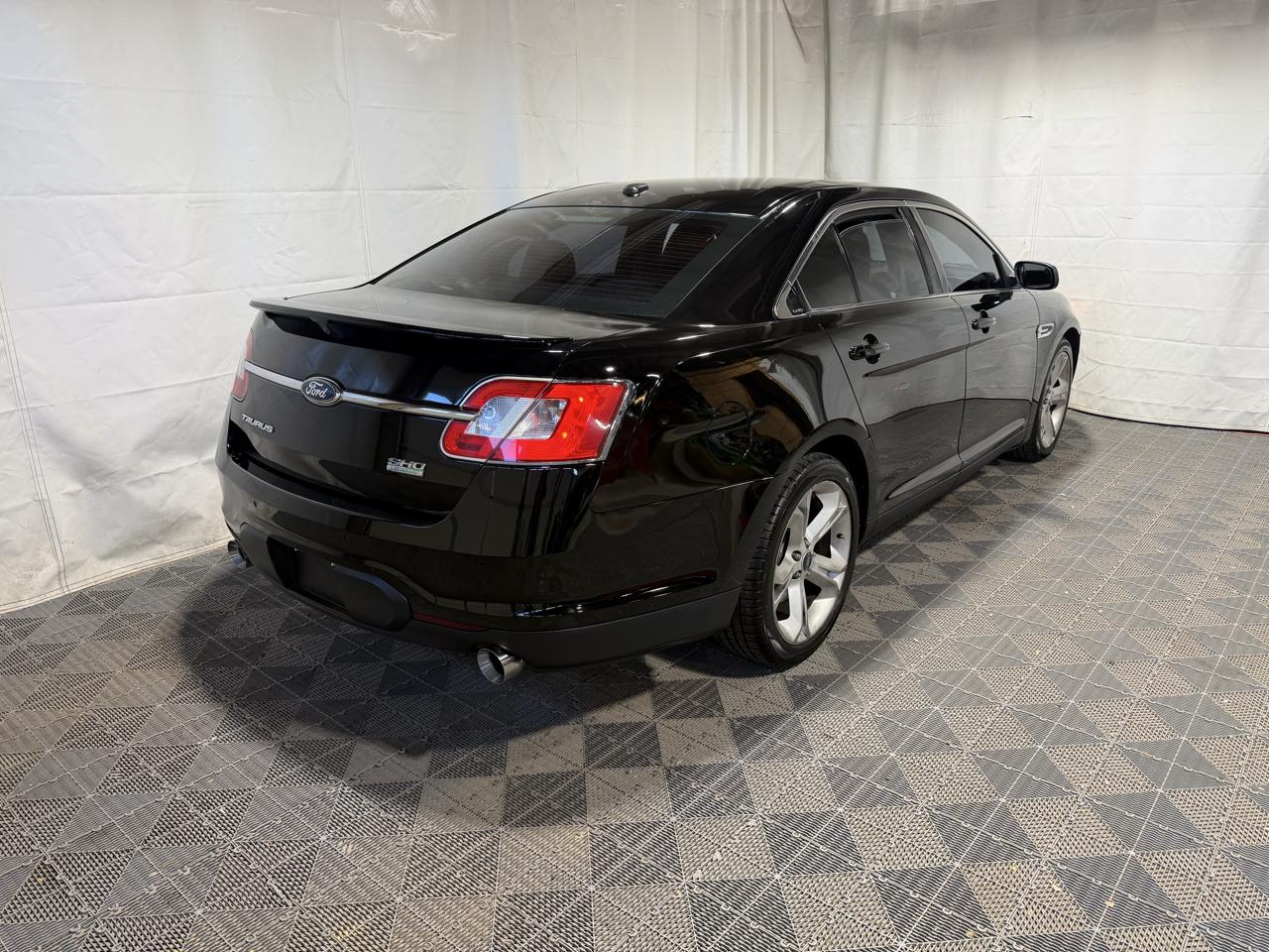 Ford Taurus 4dr Sdn SHO AWD 2012