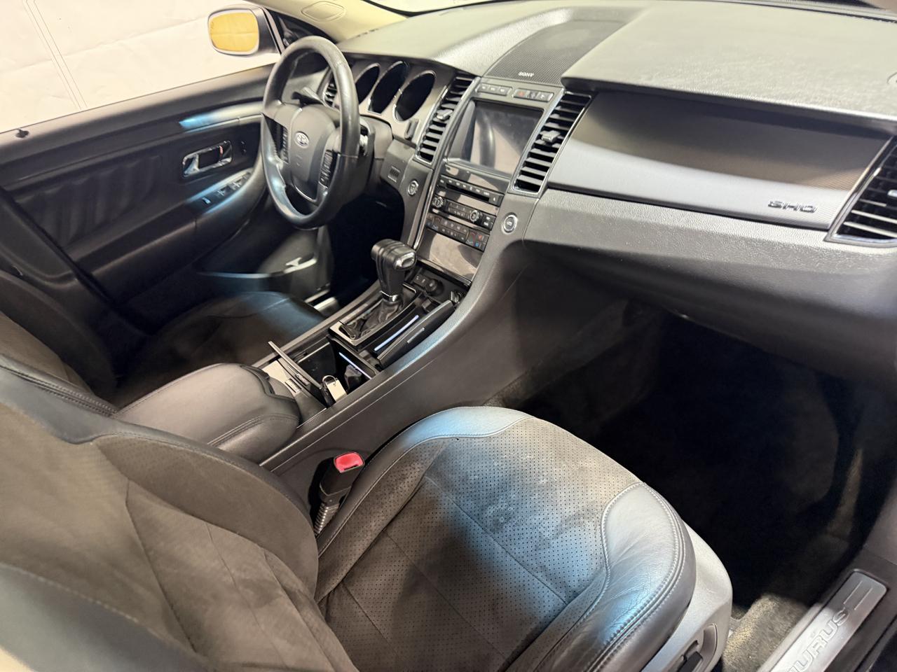 Ford Taurus 4dr Sdn SHO AWD 2012