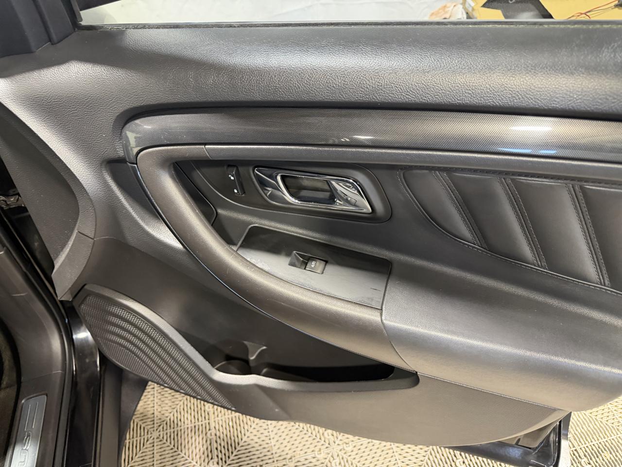 Ford Taurus 4dr Sdn SHO AWD 2012