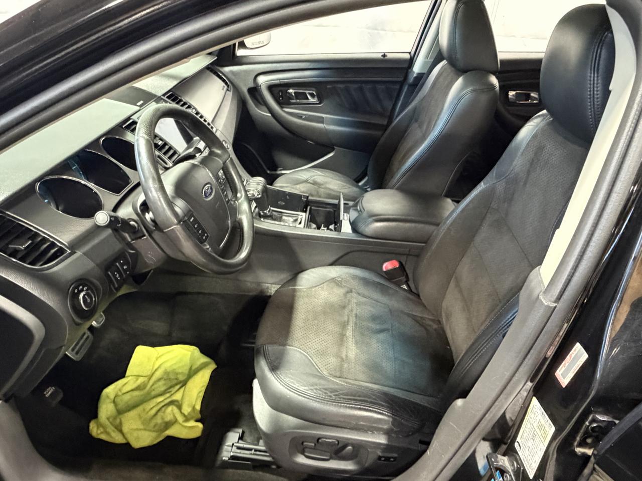 Ford Taurus 4dr Sdn SHO AWD 2012