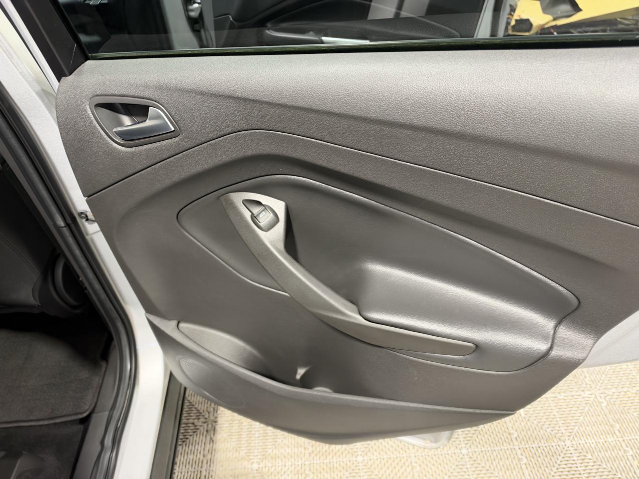 Ford Escape SE 4WD 2017