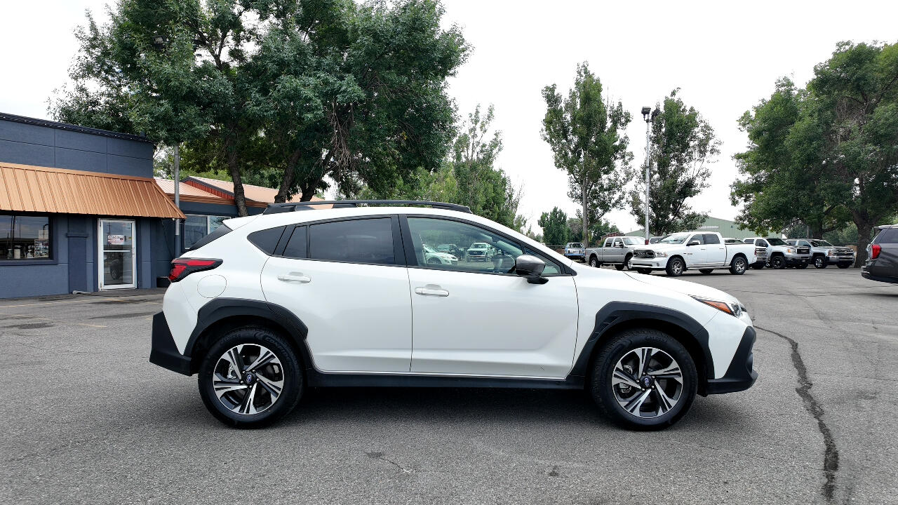 2024 Subaru Crosstrek Premium photo 4