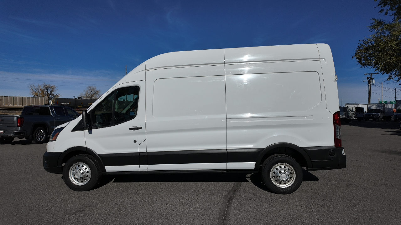 2022 Ford Transit Van Cargo photo 2