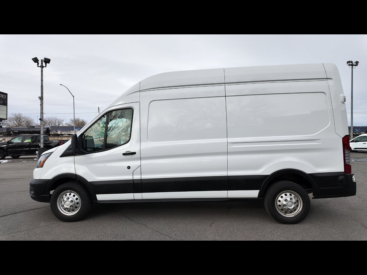 2022 Ford Transit Van Base's photo