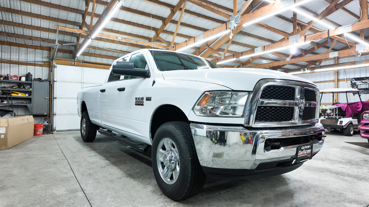 2018 Ram 2500 Tradesman photo 3