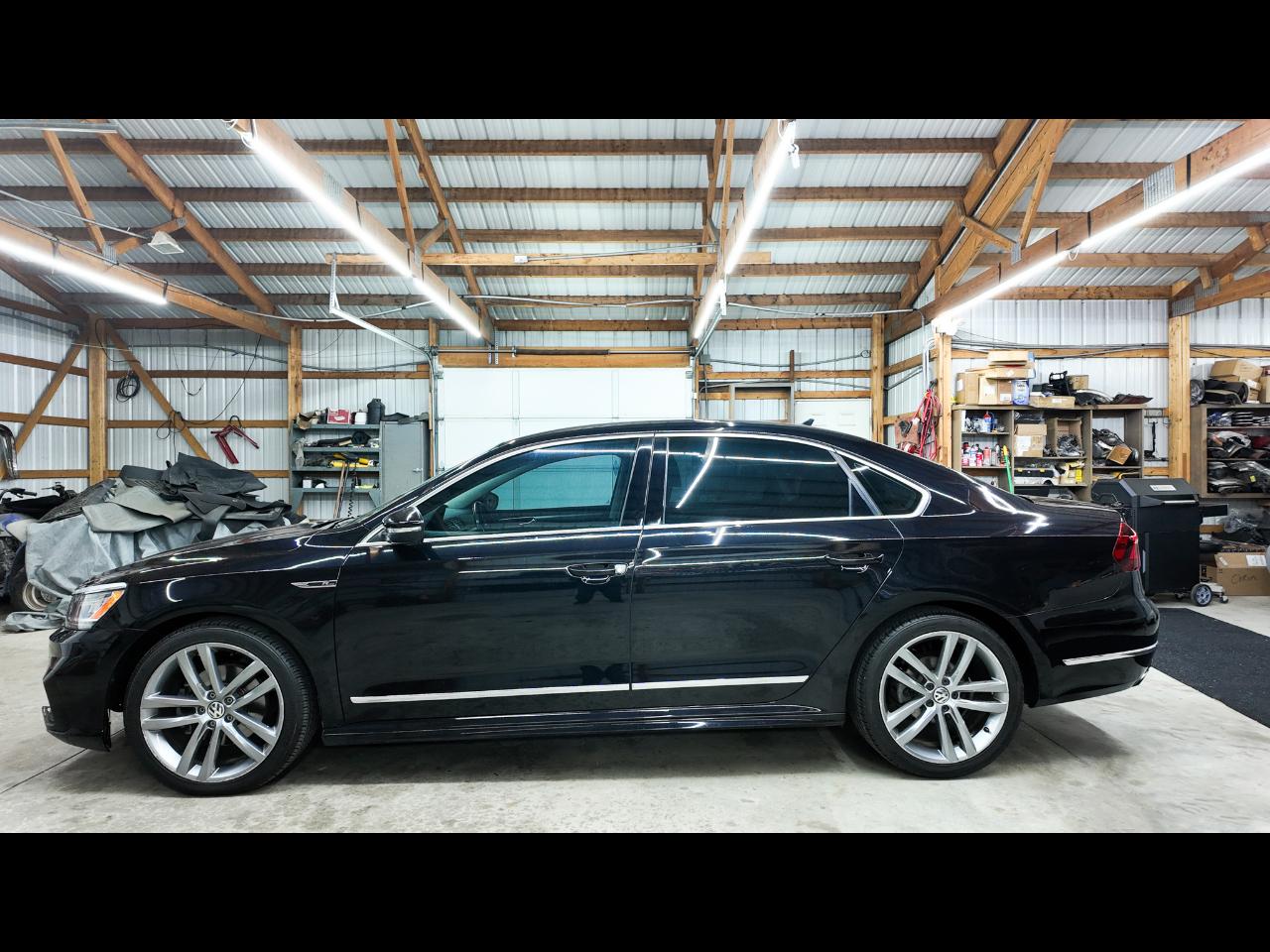 2017 Volkswagen Passat R-Line