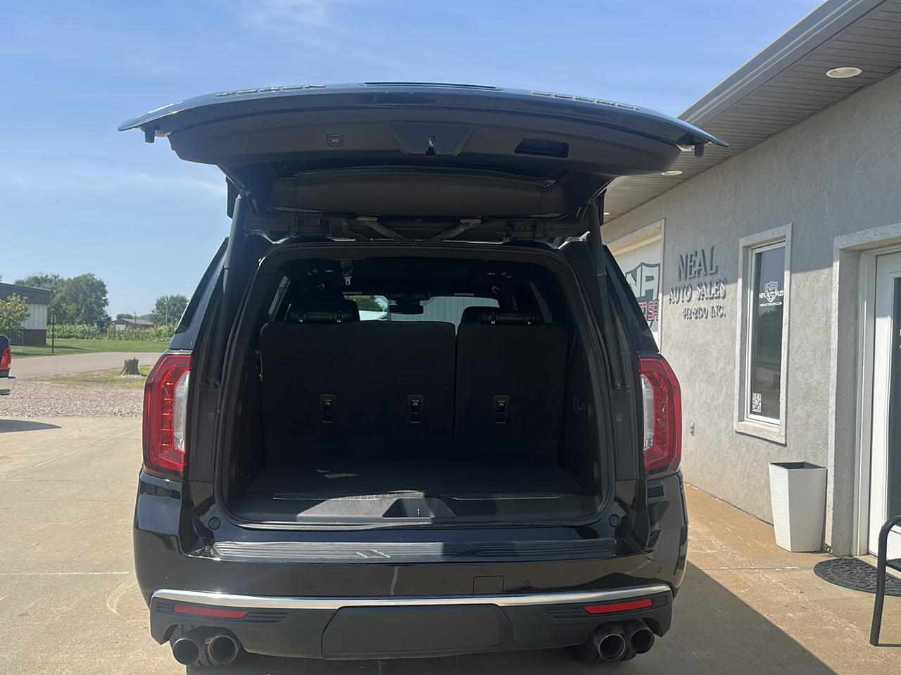 GMC Yukon 4WD 4dr Denali 2023