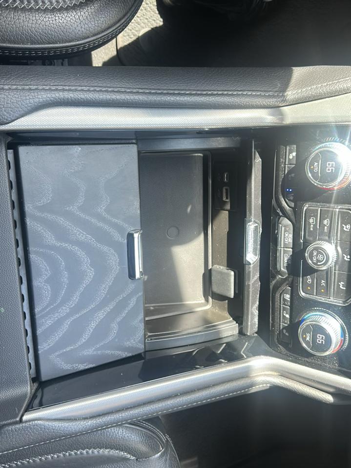 GMC Yukon 4WD 4dr Denali 2023