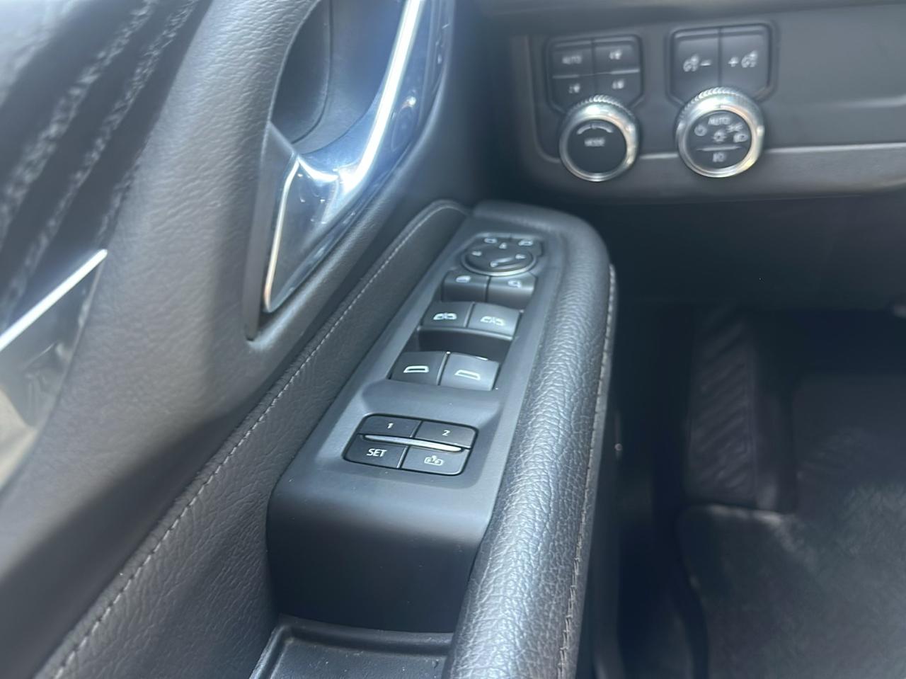GMC Yukon 4WD 4dr Denali 2023