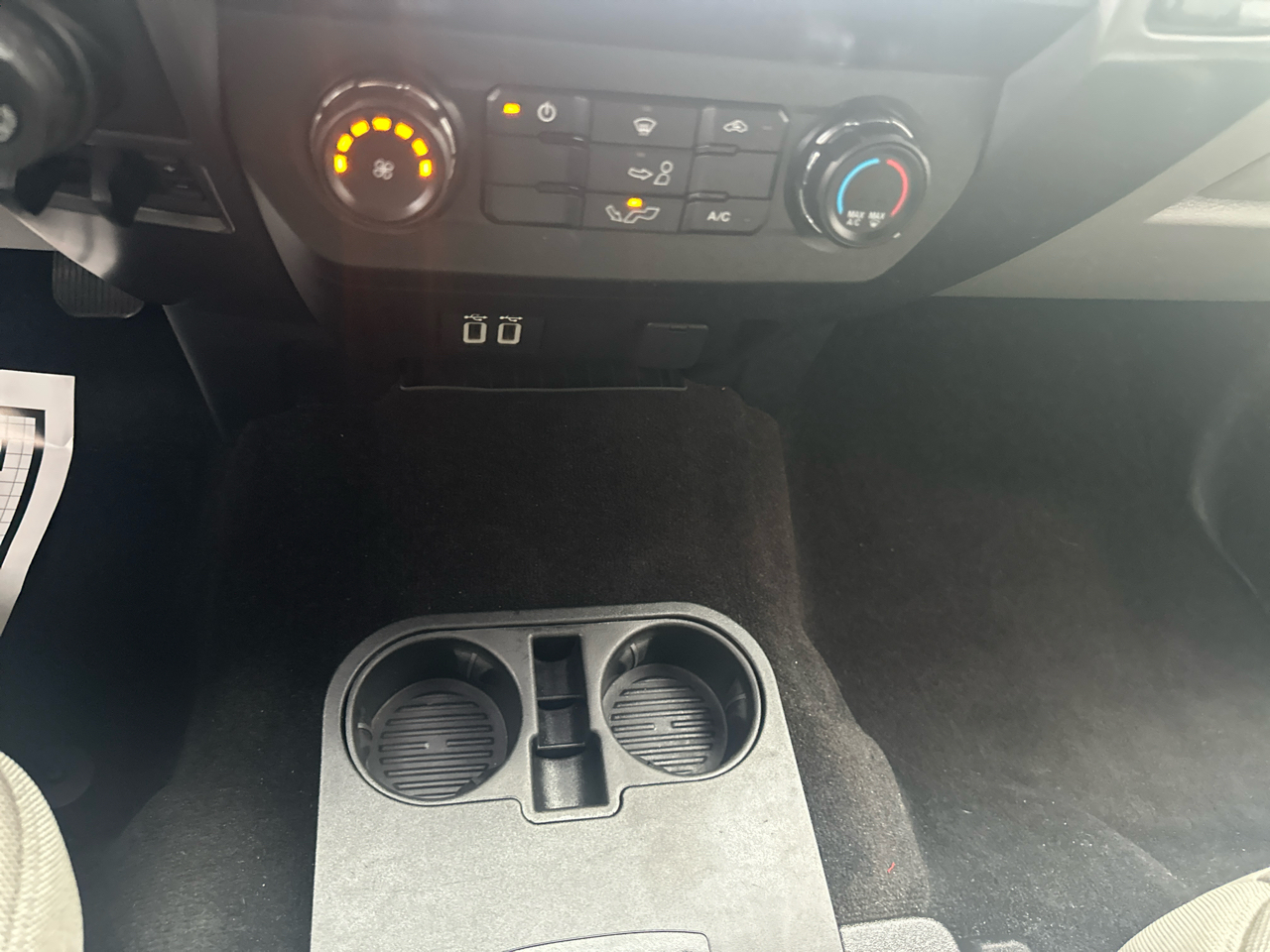 Ford F-150 4WD SuperCrew 145" XLT 2019 Ford F-150 4WD SuperCrew 145" XLT 2019