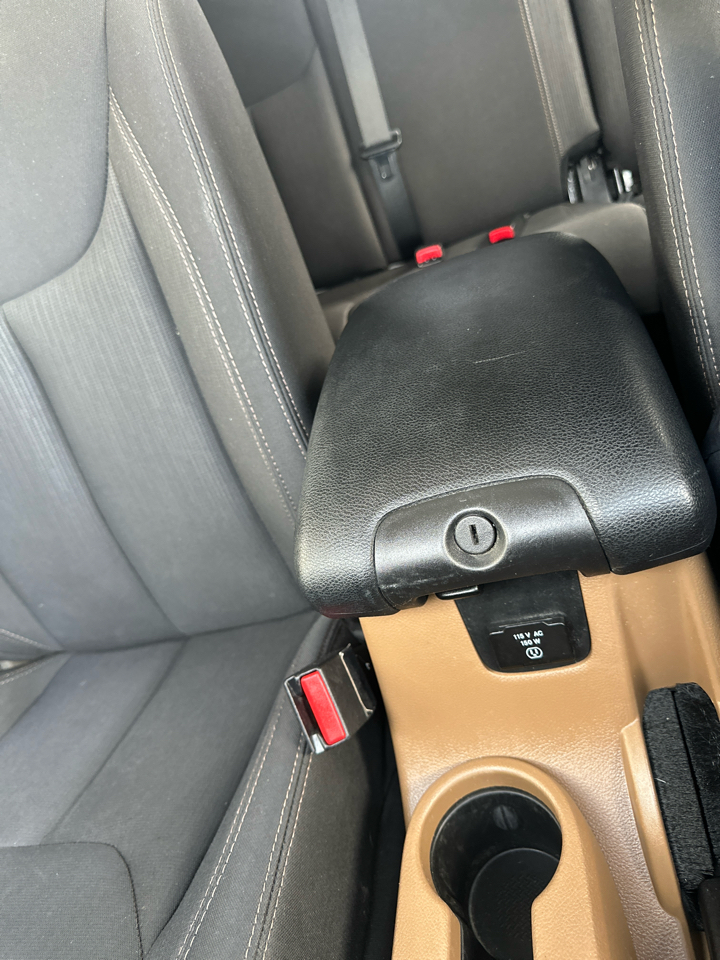 Jeep Wrangler Unlimited 4WD 4dr Sahara 2015