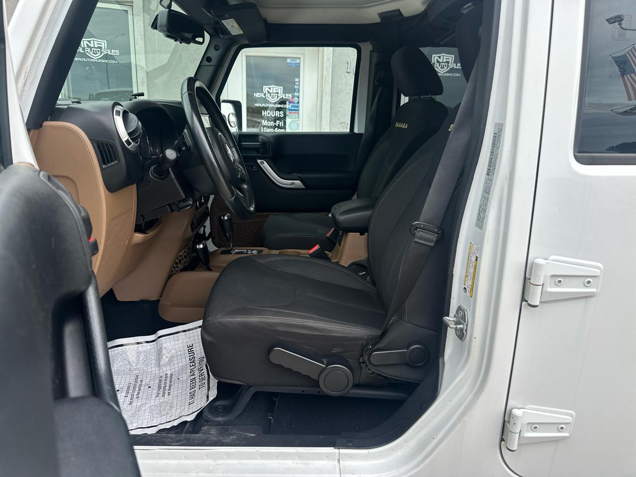 Jeep Wrangler Unlimited 4WD 4dr Sahara 2015