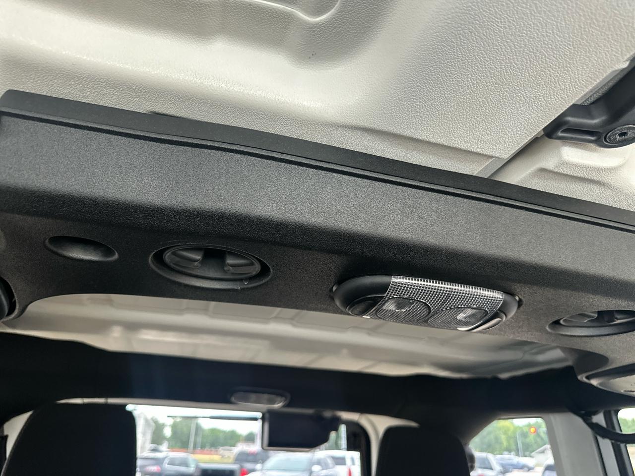 Jeep Wrangler Unlimited 4WD 4dr Sahara 2015