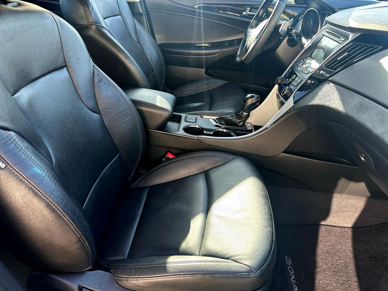 Hyundai Sonata 4dr Sdn 2.0L Auto Ltd 2011