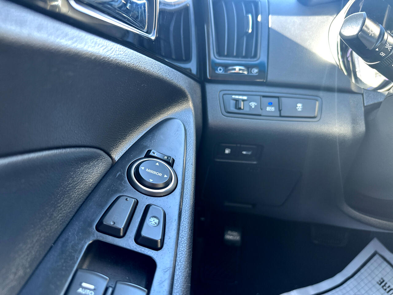 Hyundai Sonata 4dr Sdn 2.0L Auto Ltd 2011