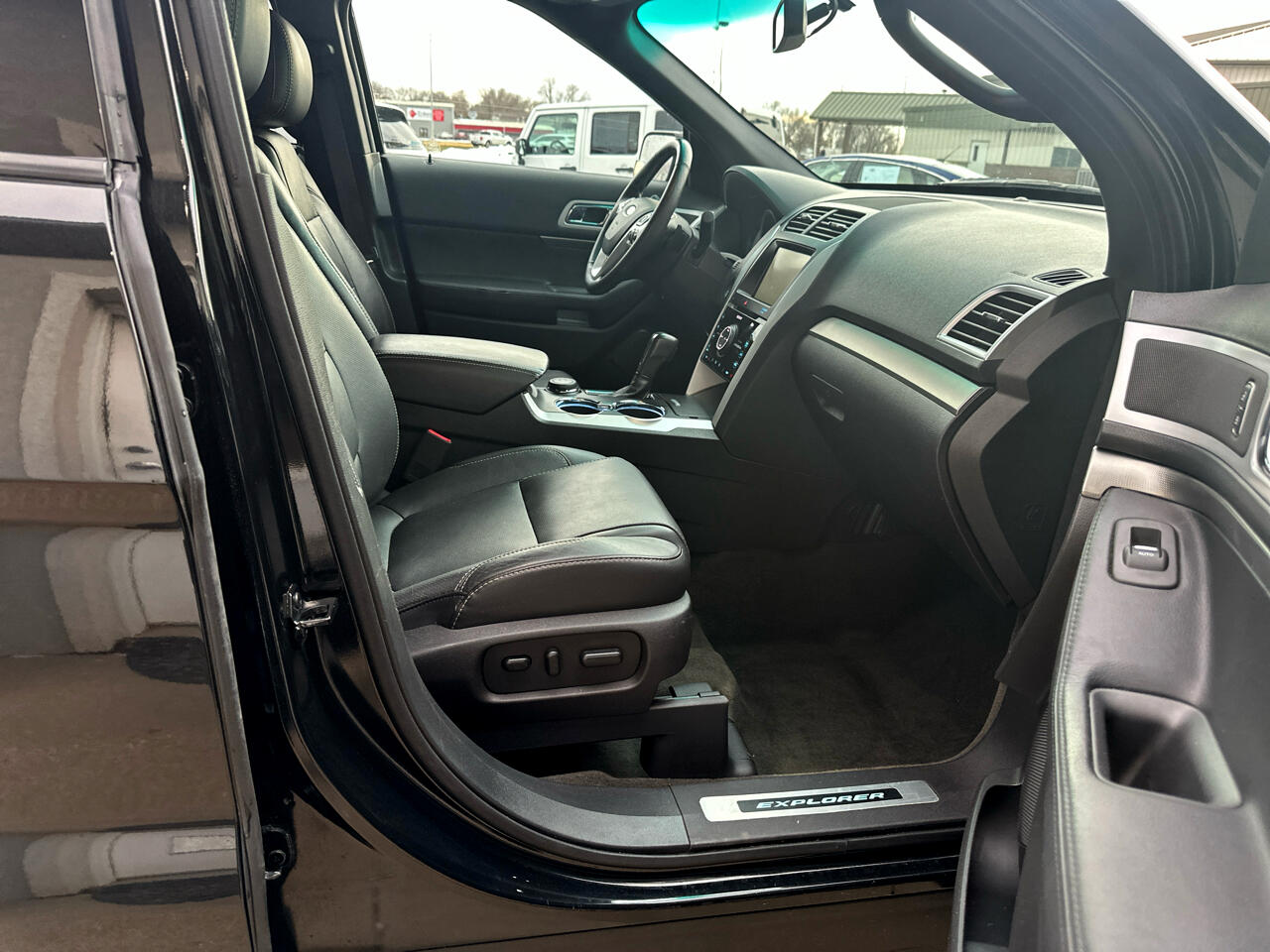 Ford Explorer 4WD 4dr Sport 2015