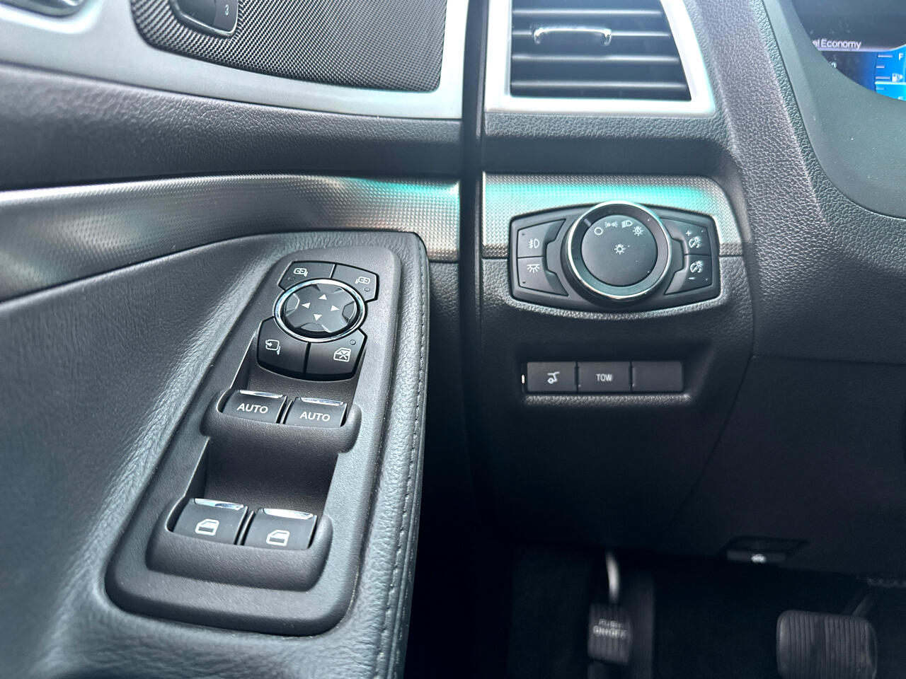 Ford Explorer 4WD 4dr Sport 2015