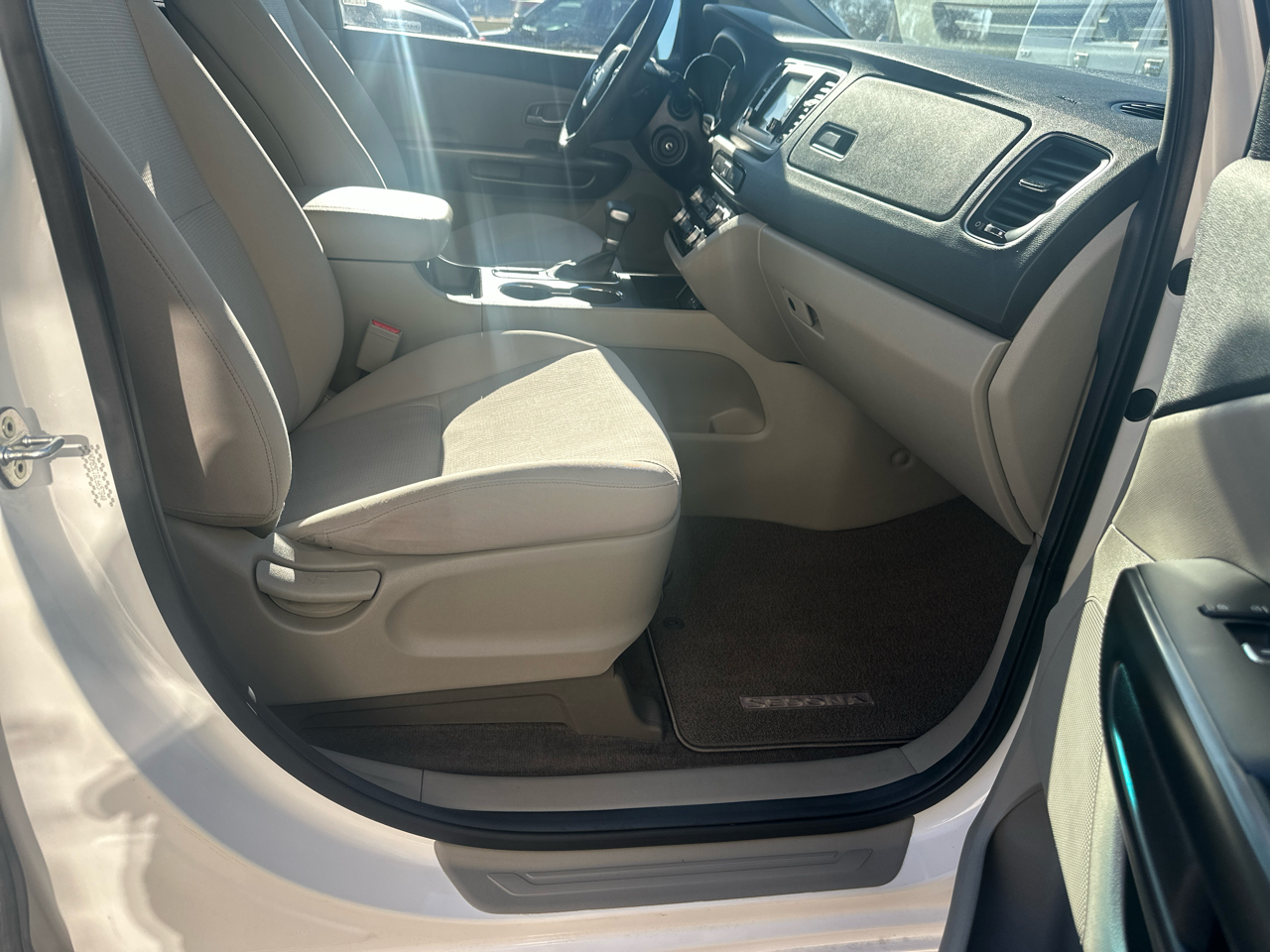 Kia Sedona LX FWD 2020
