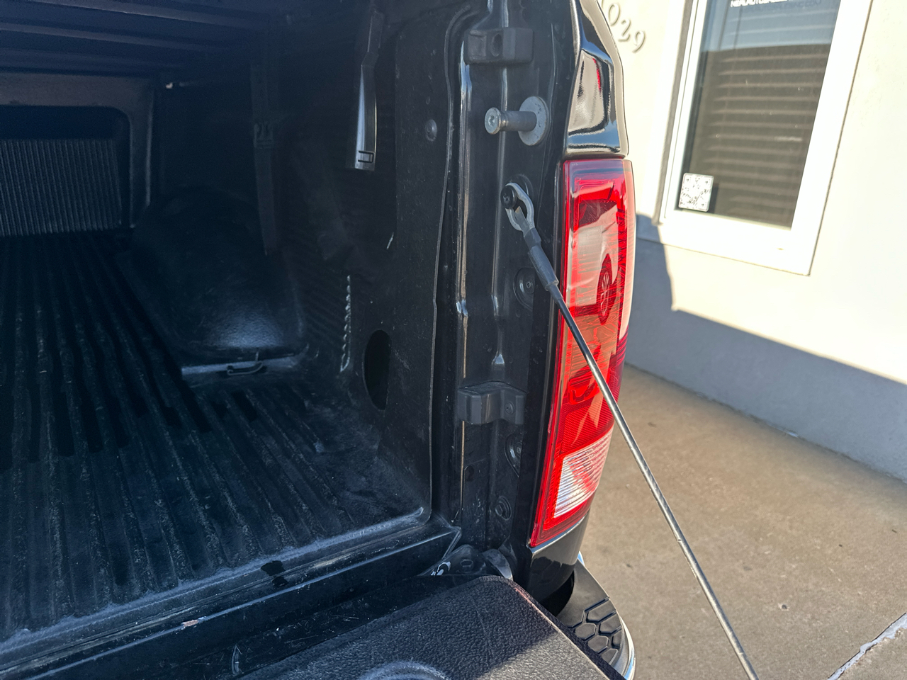 RAM 1500 Big Horn 4x4 Crew Cab 6'4" Box 2018