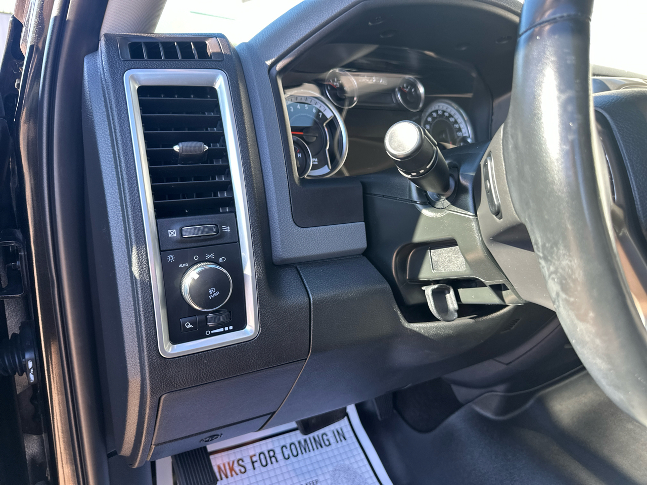 RAM 1500 Big Horn 4x4 Crew Cab 6'4" Box 2018
