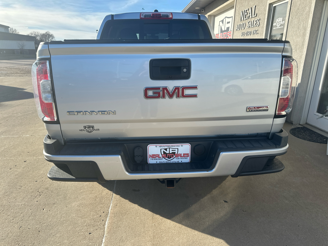 GMC Canyon 4WD Crew Cab 128.3" SLE 2016