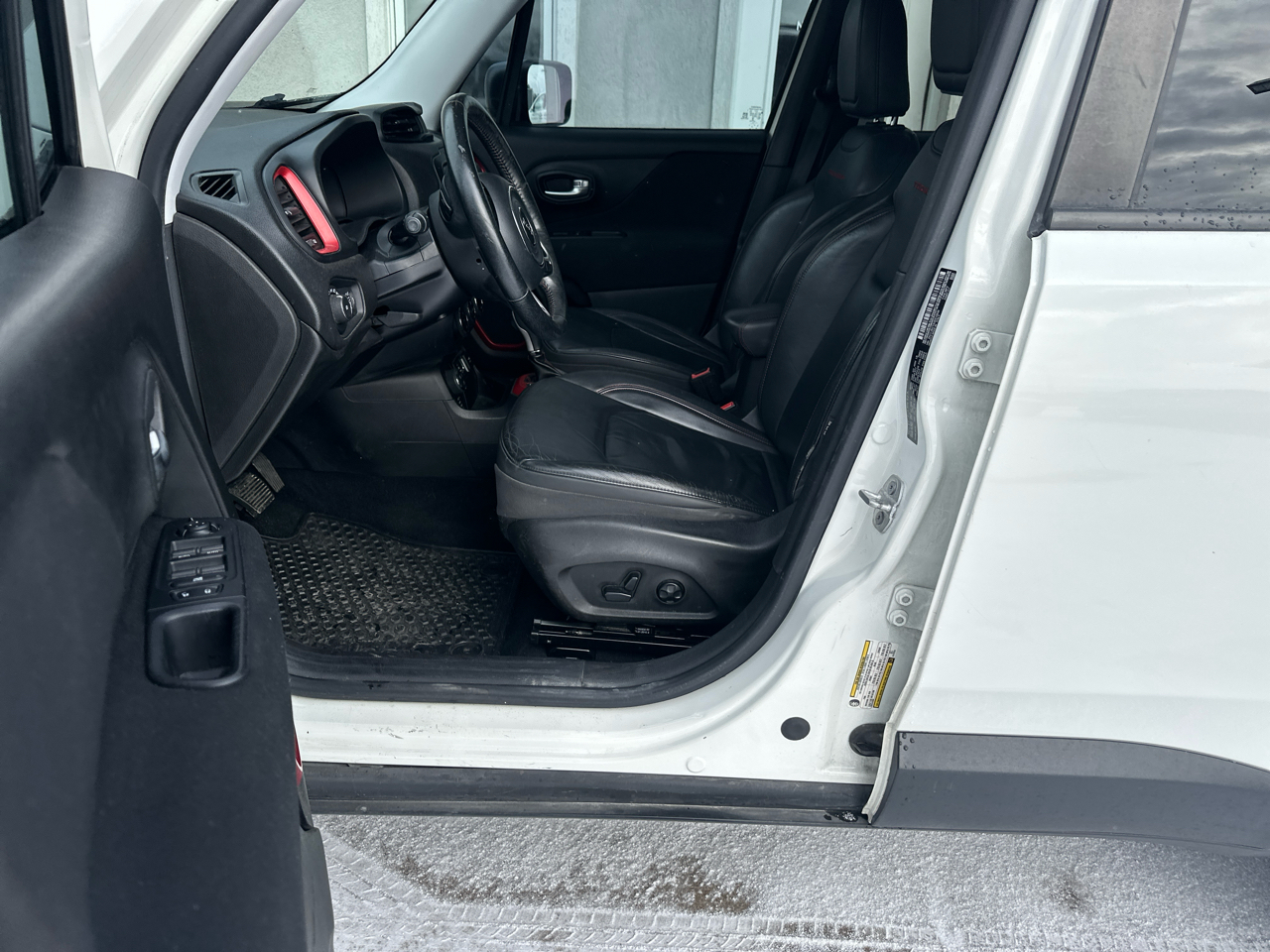 Jeep Renegade 4WD 4dr Trailhawk 2016