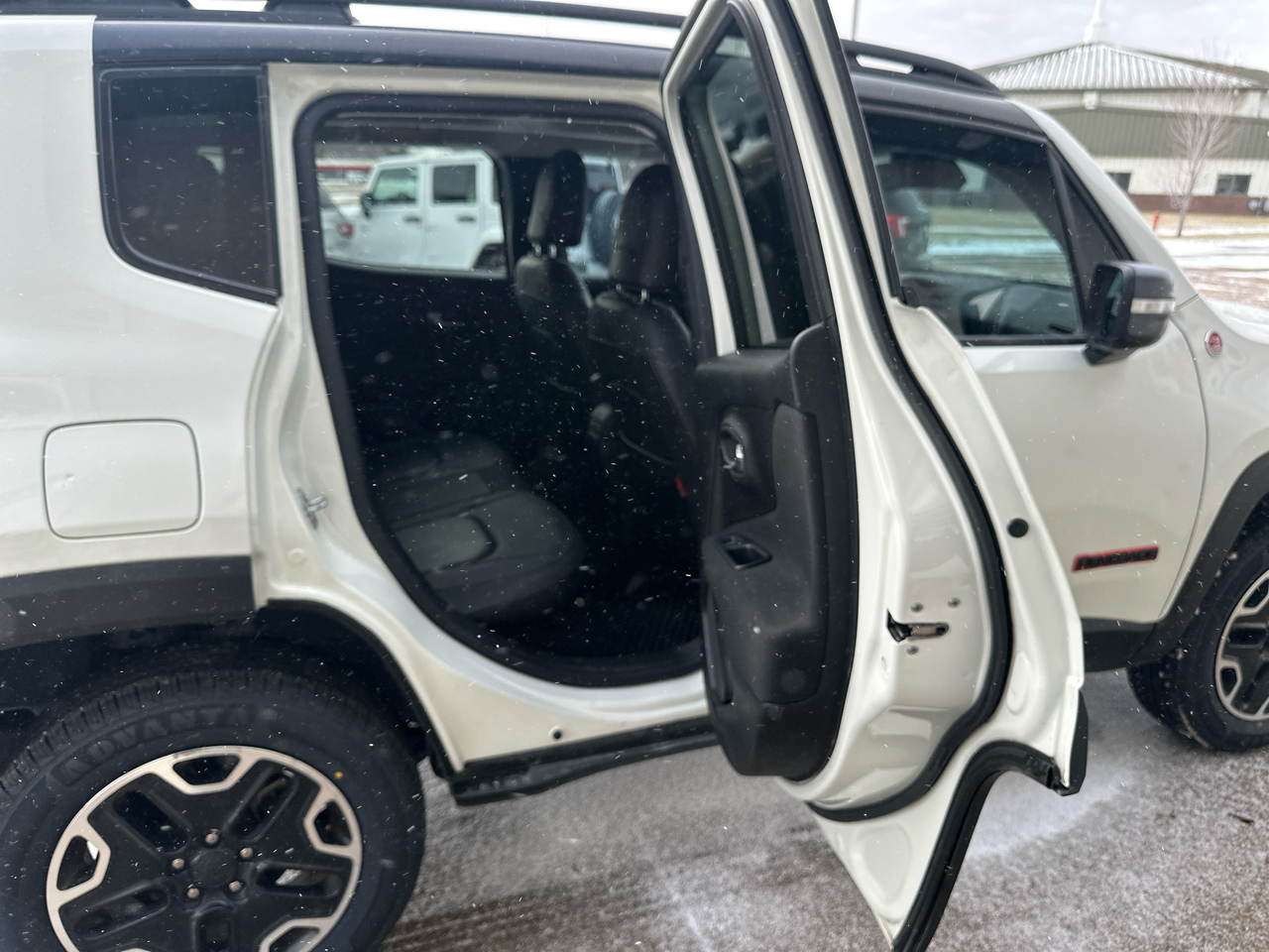 Jeep Renegade 4WD 4dr Trailhawk 2016