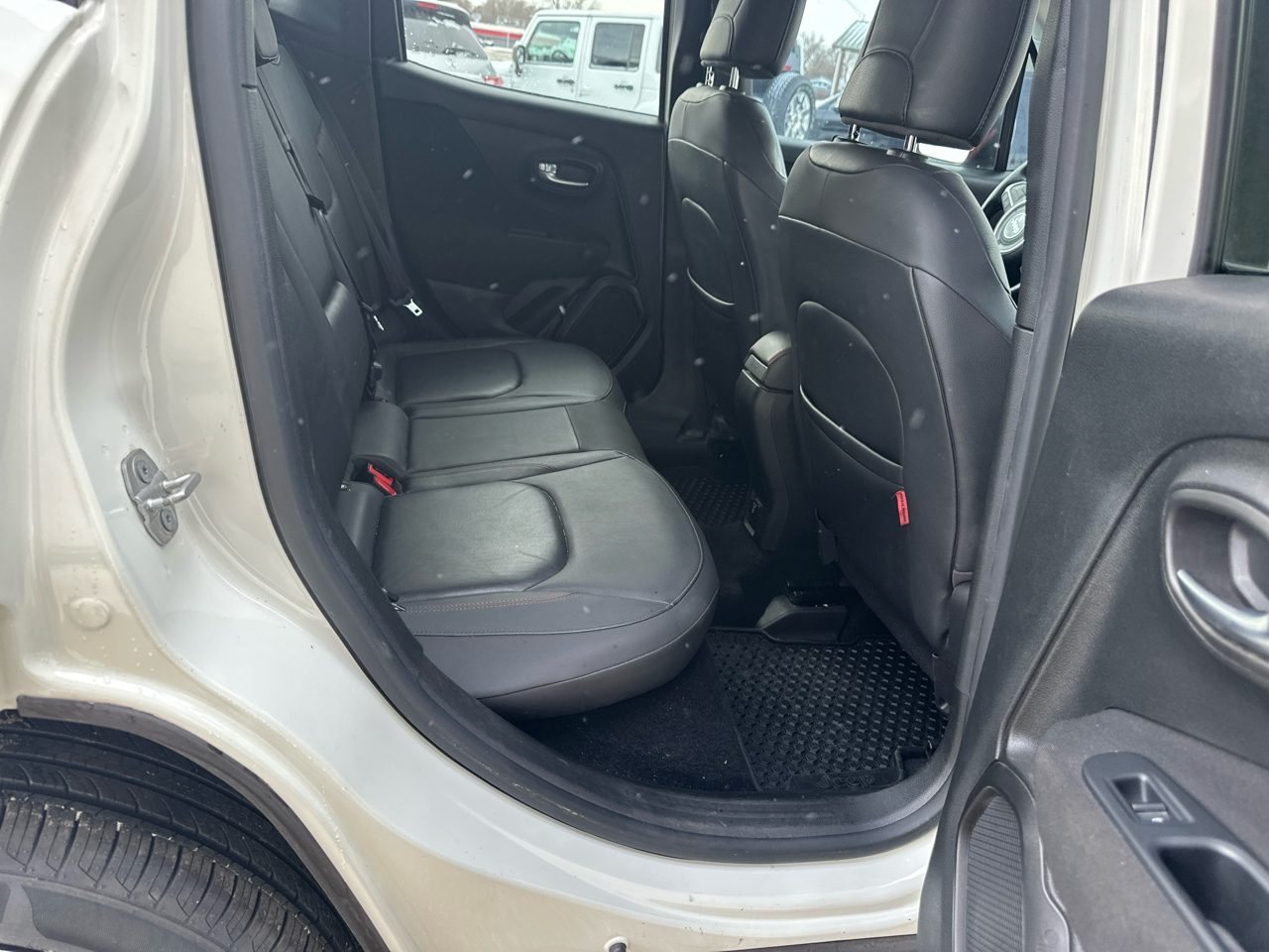 Jeep Renegade 4WD 4dr Trailhawk 2016