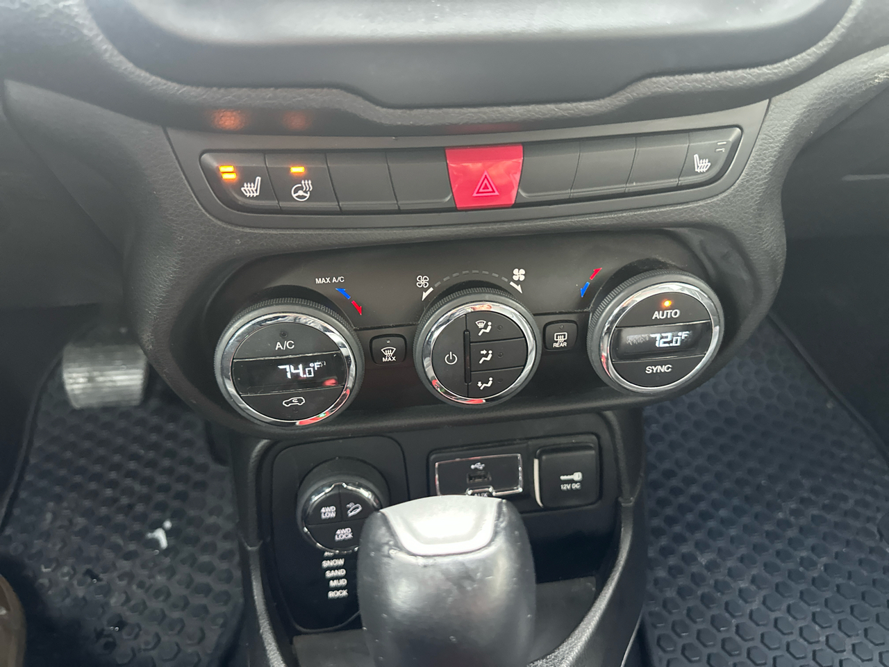 Jeep Renegade 4WD 4dr Trailhawk 2016