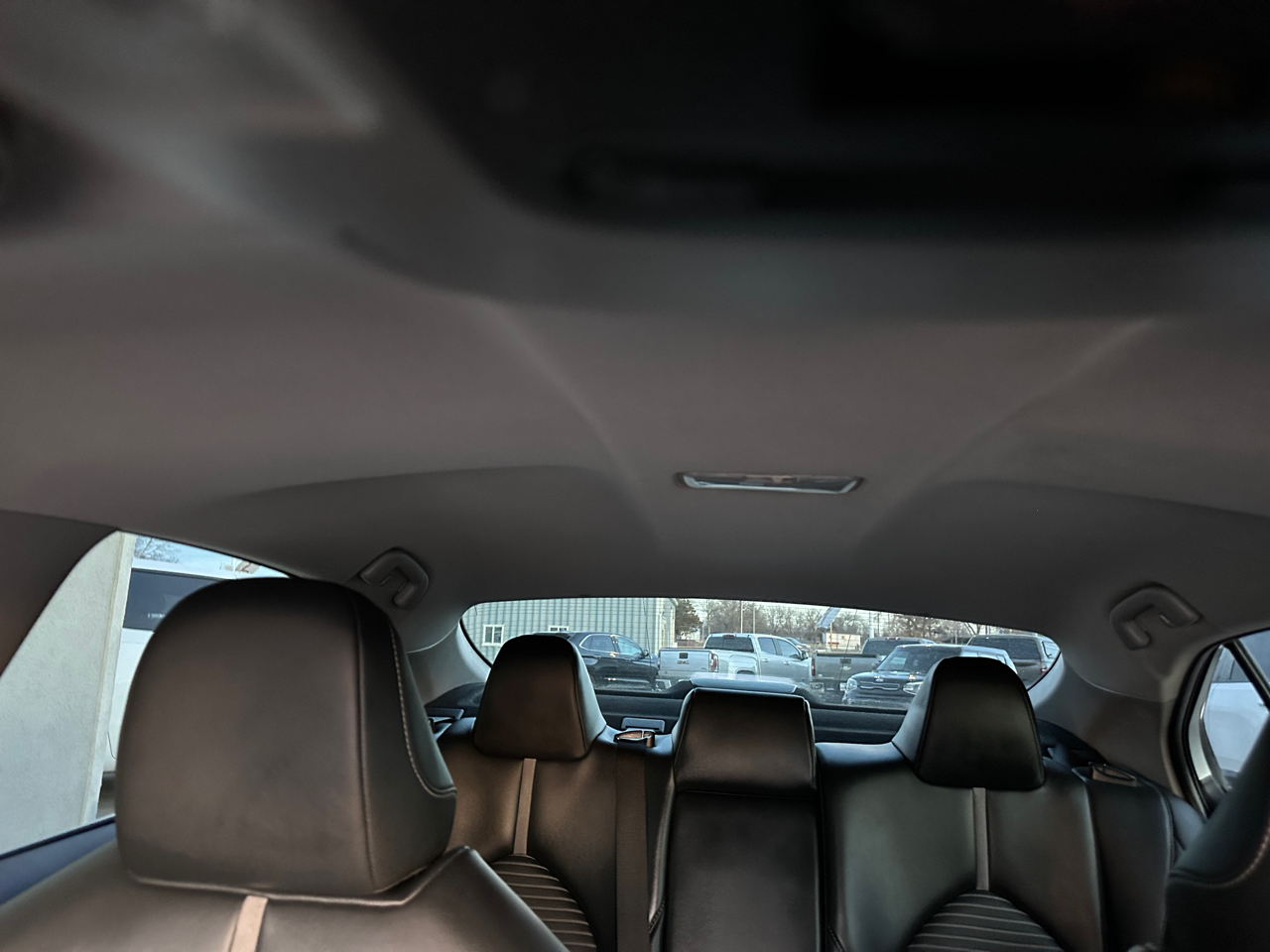 Toyota Camry SE Auto (Natl) 2020