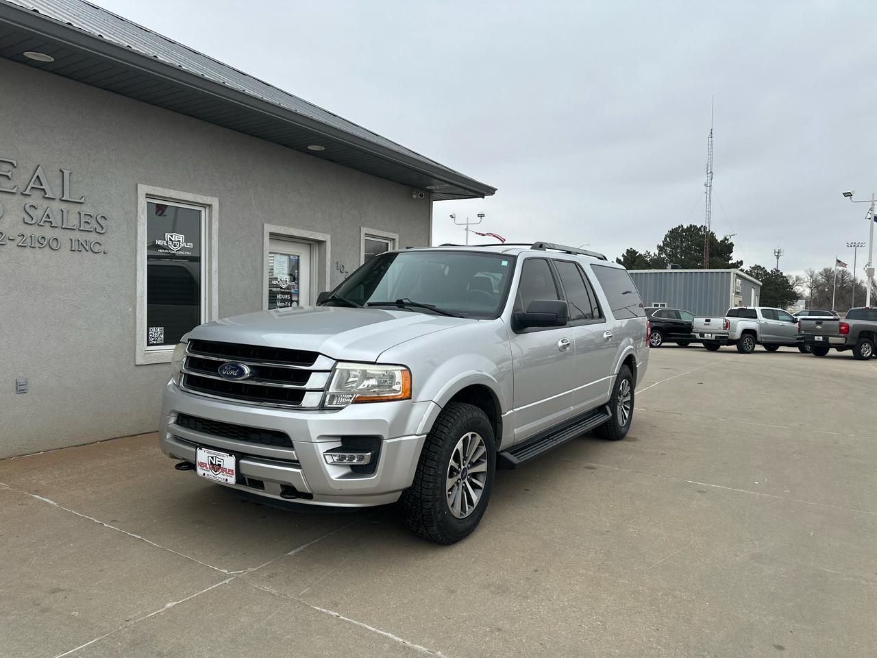 Ford Expedition EL 4WD 4dr XLT 2016