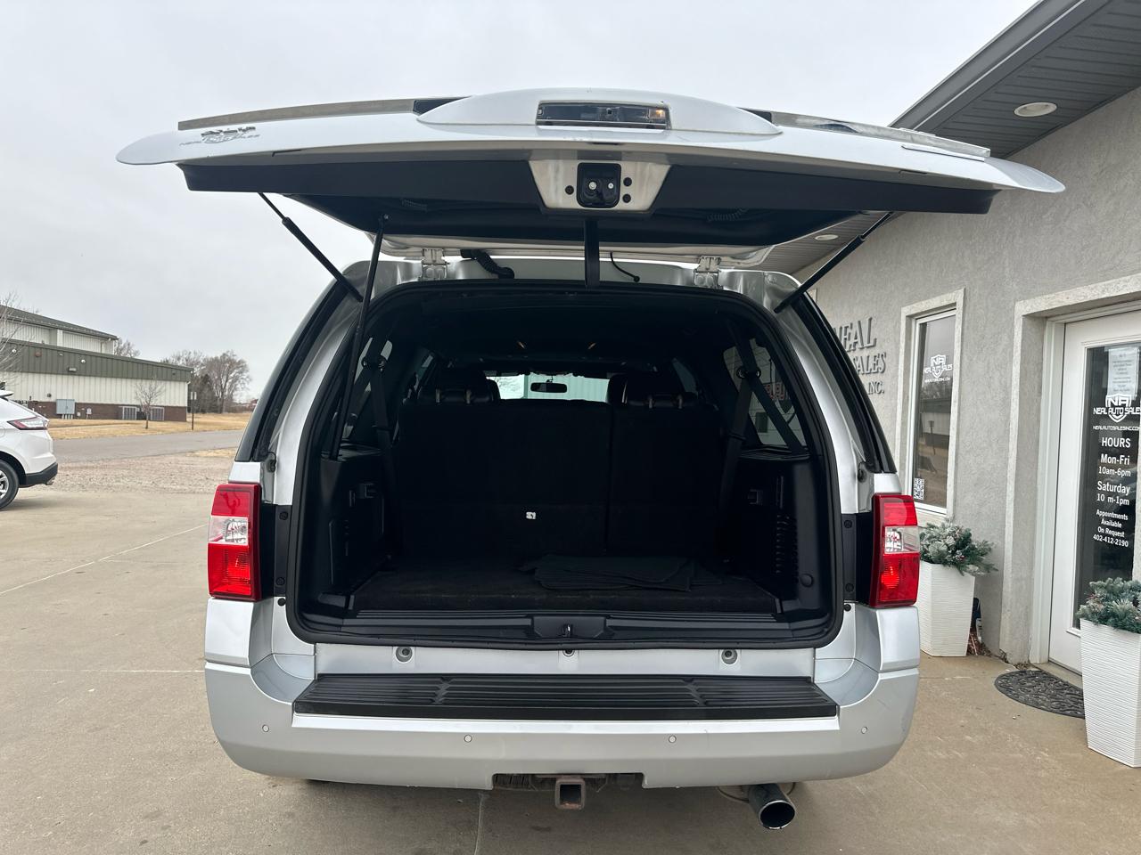 Ford Expedition EL 4WD 4dr XLT 2016