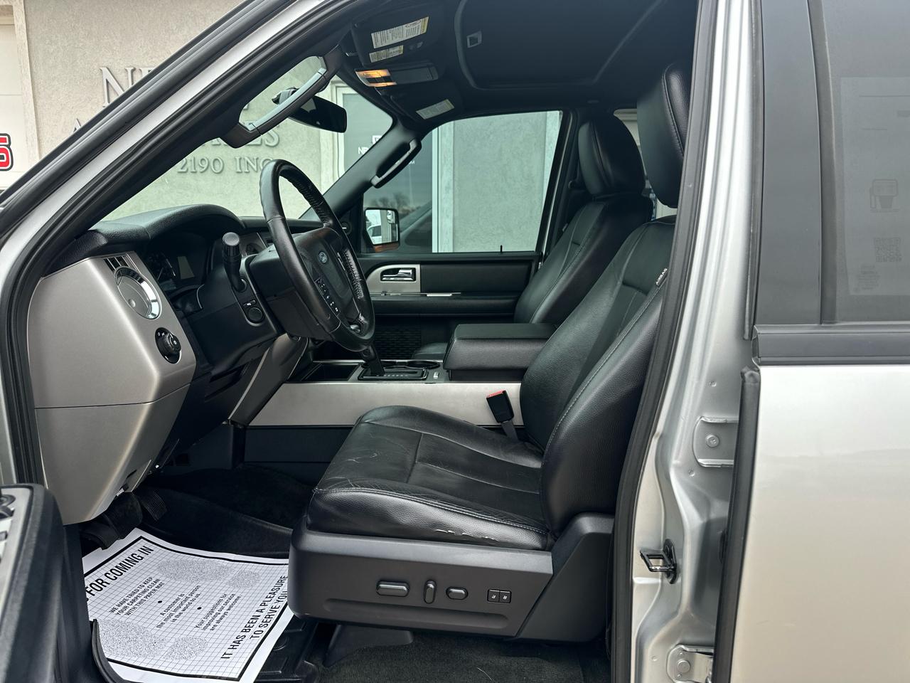 Ford Expedition EL 4WD 4dr XLT 2016