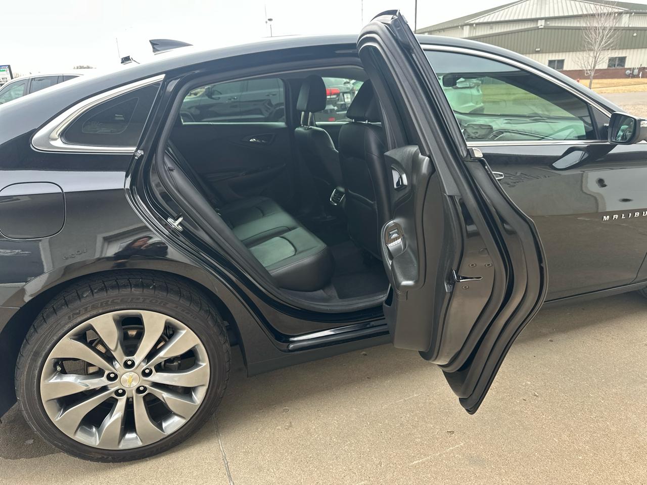 Chevrolet Malibu 4dr Sdn Premier w/2LZ 2016