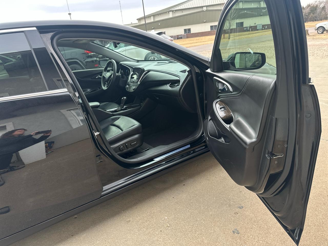 Chevrolet Malibu 4dr Sdn Premier w/2LZ 2016