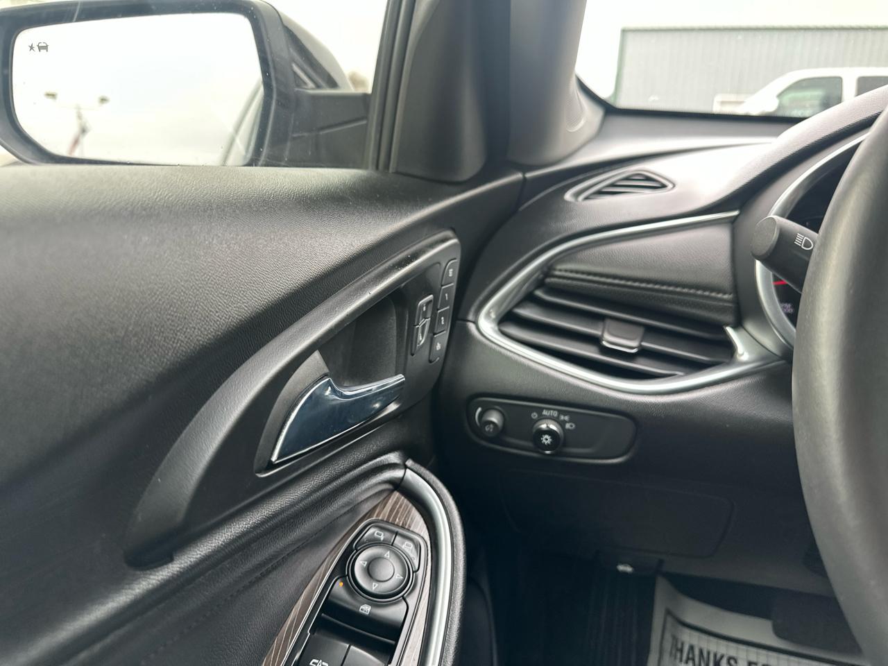 Chevrolet Malibu 4dr Sdn Premier w/2LZ 2016