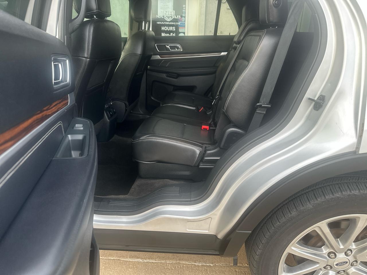 Ford Explorer Limited 4WD 2017