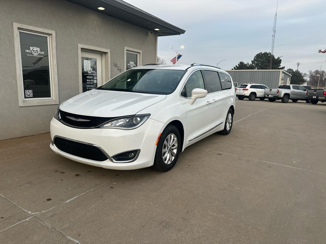 Chrysler Pacifica Touring L Plus FWD 2018