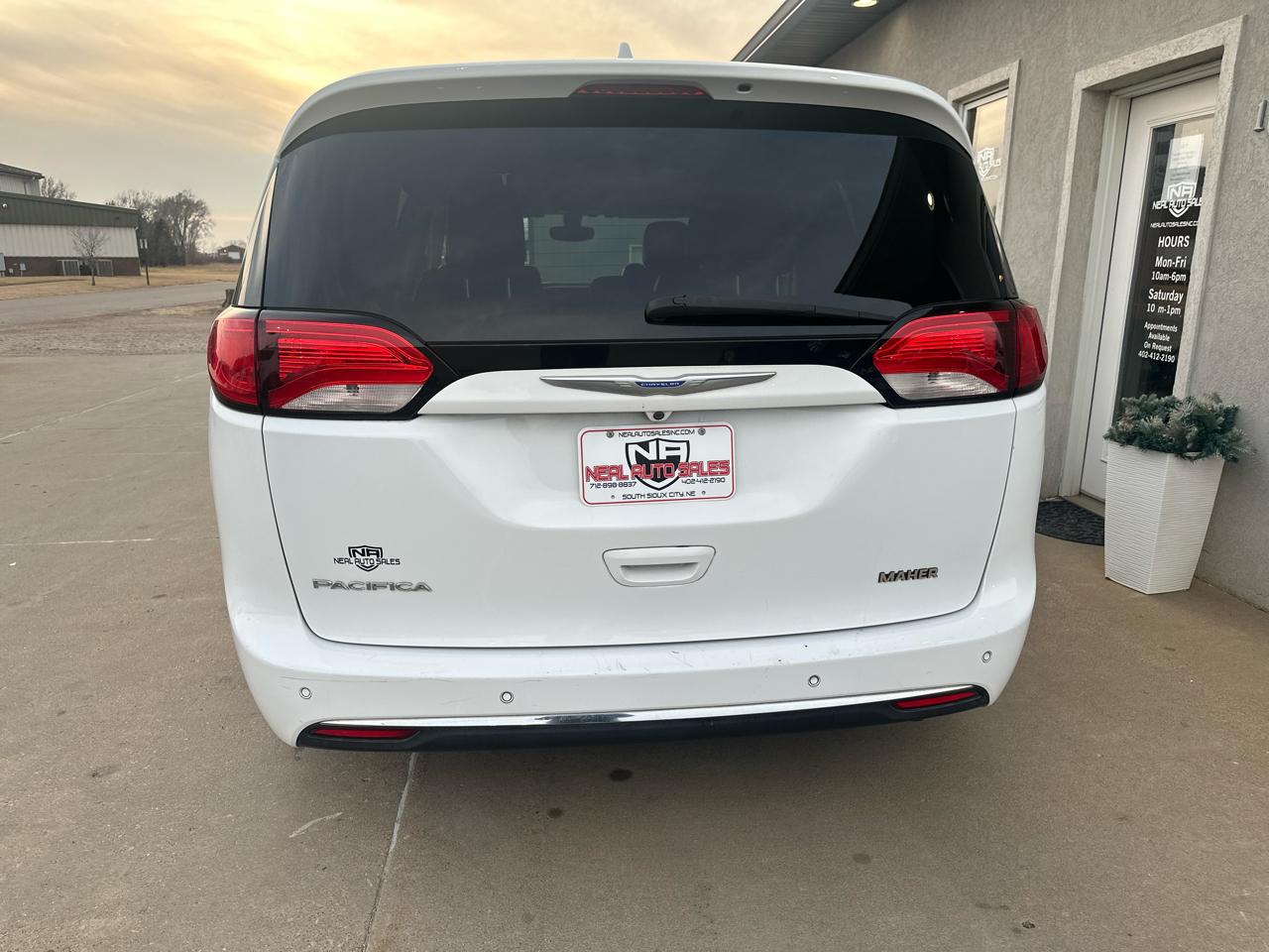 Chrysler Pacifica Touring L Plus FWD 2018