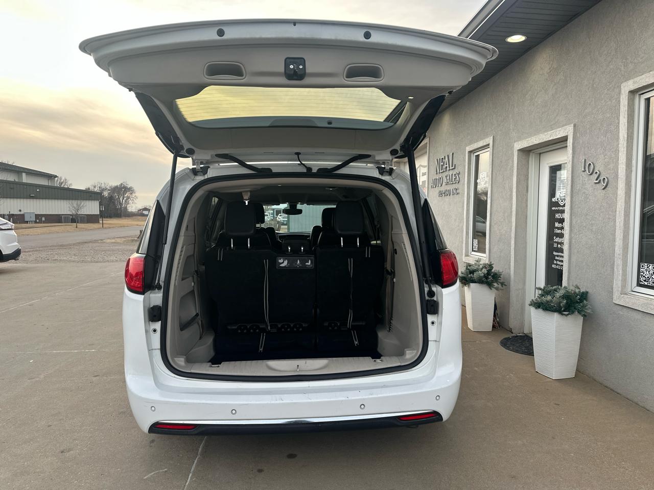 Chrysler Pacifica Touring L Plus FWD 2018