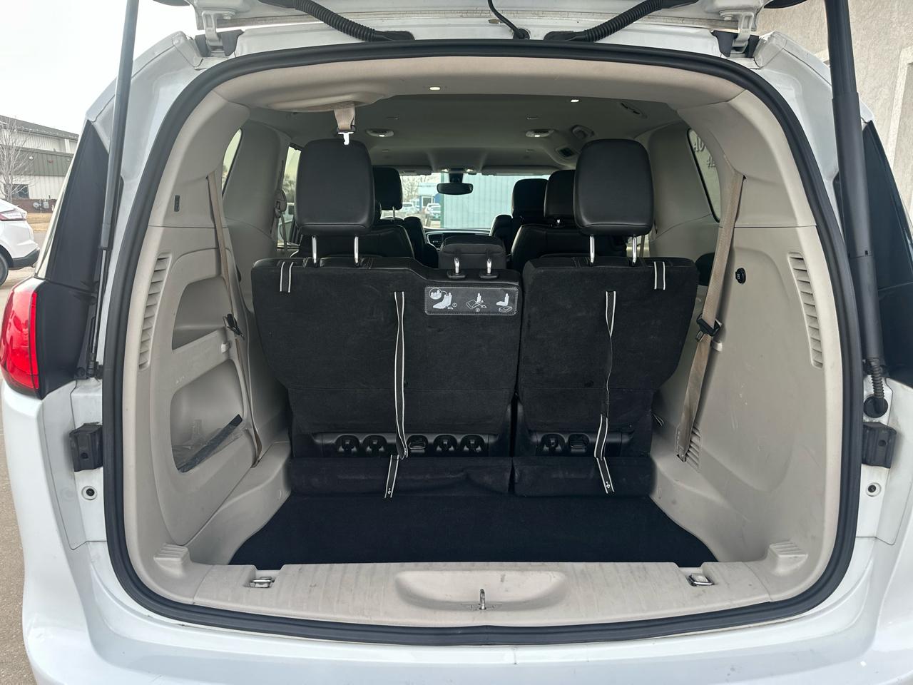 Chrysler Pacifica Touring L Plus FWD 2018