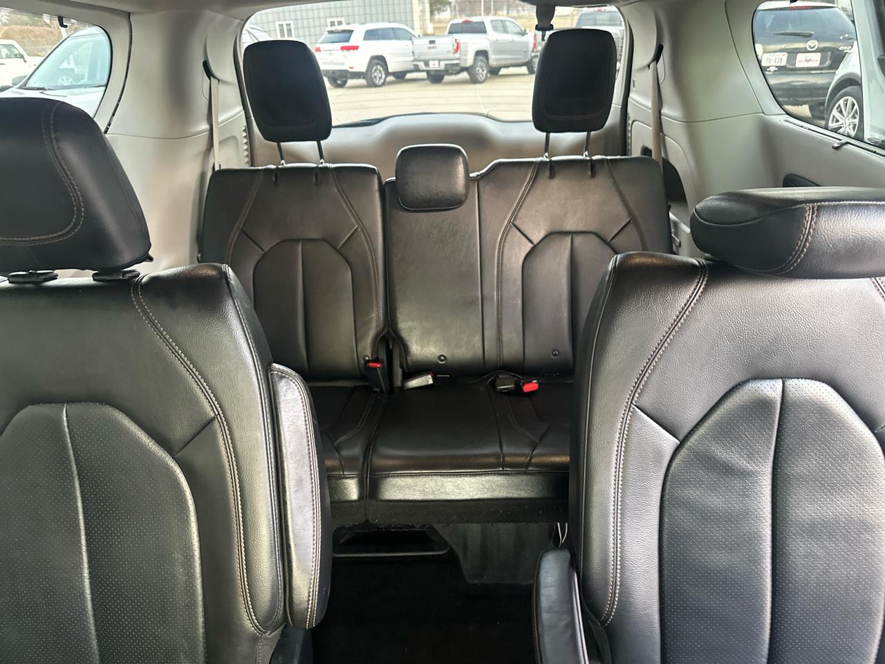 Chrysler Pacifica Touring L Plus FWD 2018