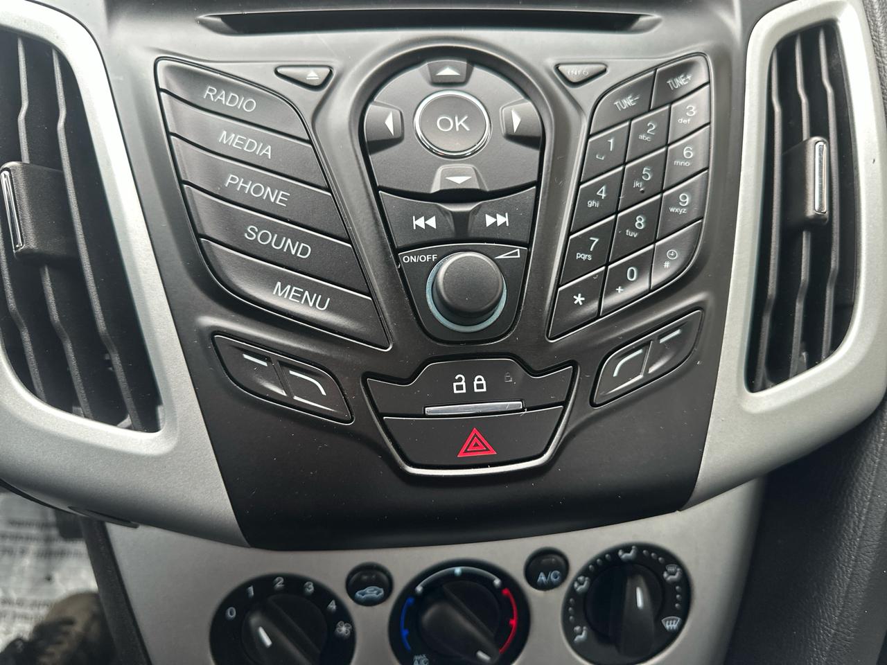 Ford Focus 5dr HB SE 2014