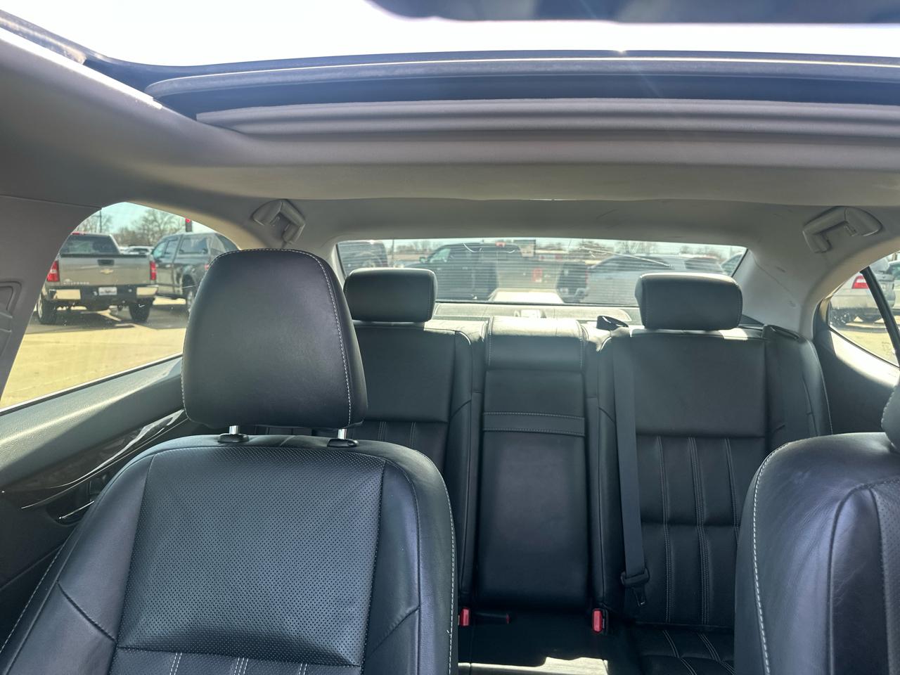 Lexus ES 300h 4dr Sdn Hybrid 2016