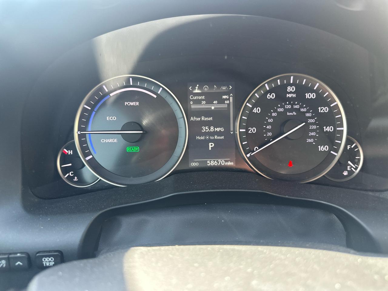 Lexus ES 300h 4dr Sdn Hybrid 2016