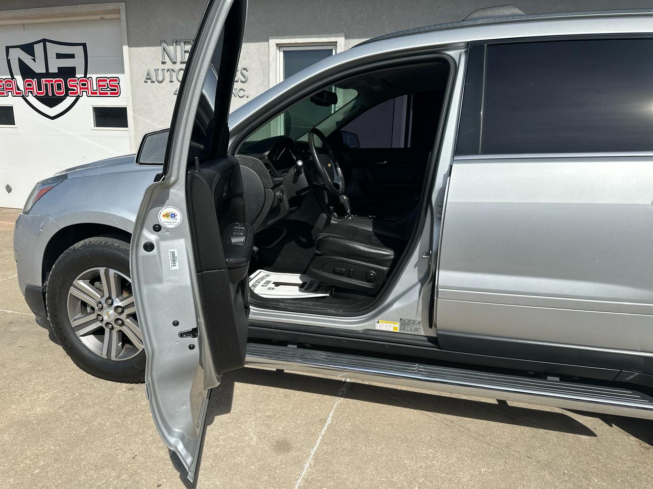 Chevrolet Traverse AWD 4dr LT w/2LT 2017