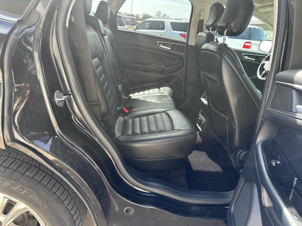 Ford Edge 4dr SEL AWD 2016