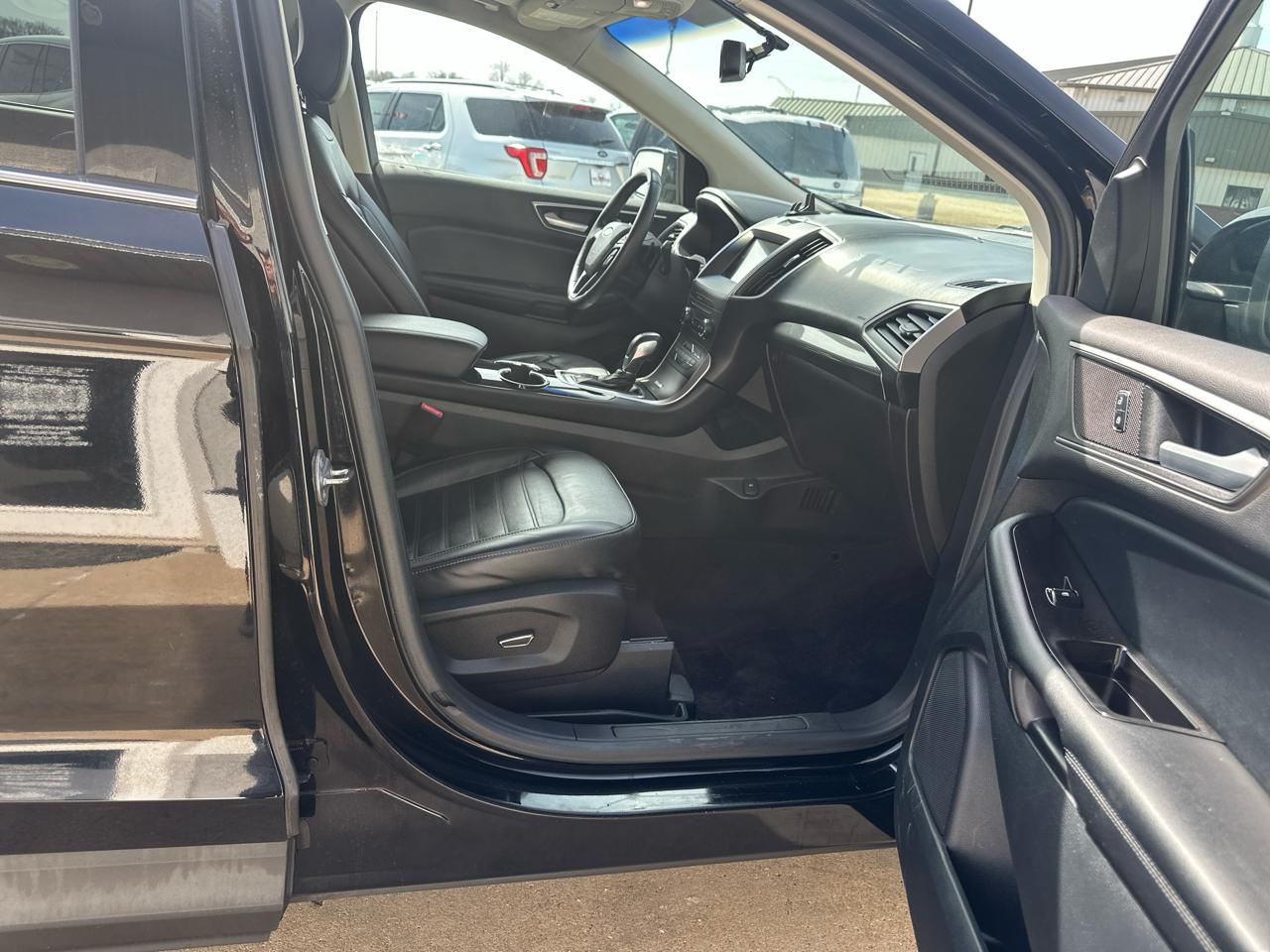 Ford Edge 4dr SEL AWD 2016