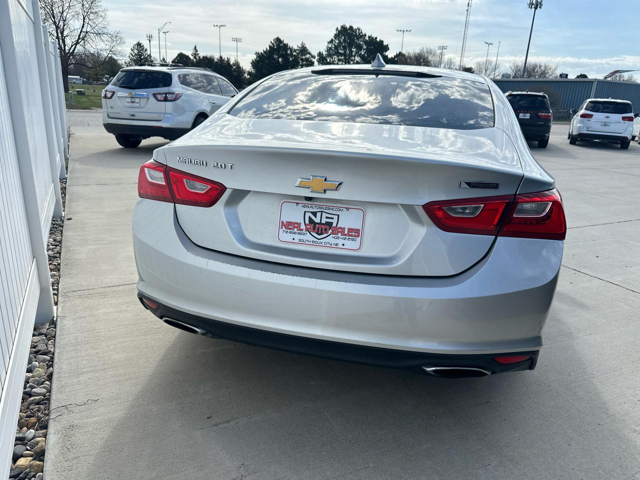 Chevrolet Malibu 4dr Sdn Premier w/2LZ 2017