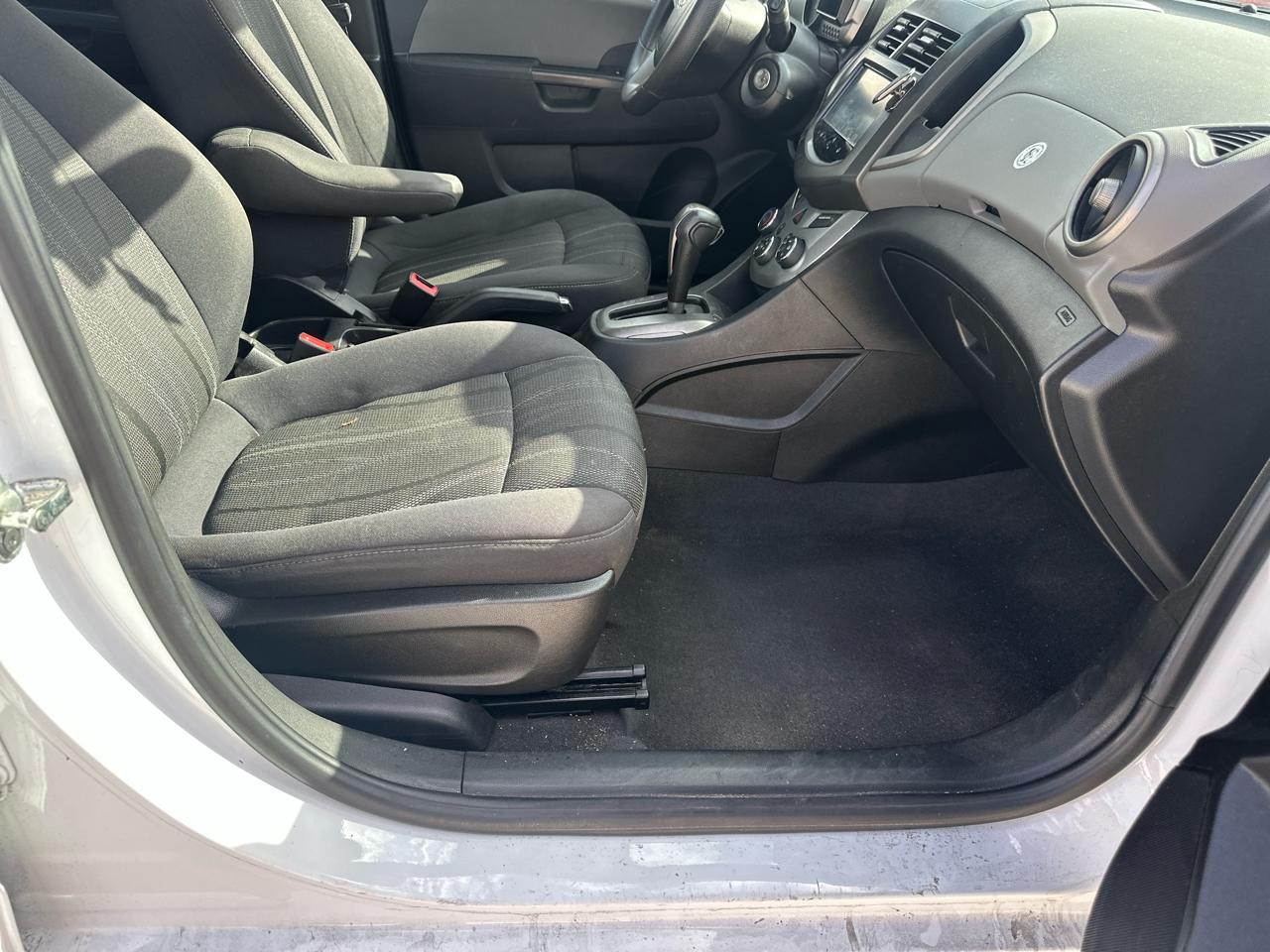 Chevrolet Sonic 5dr HB Auto LT 2015